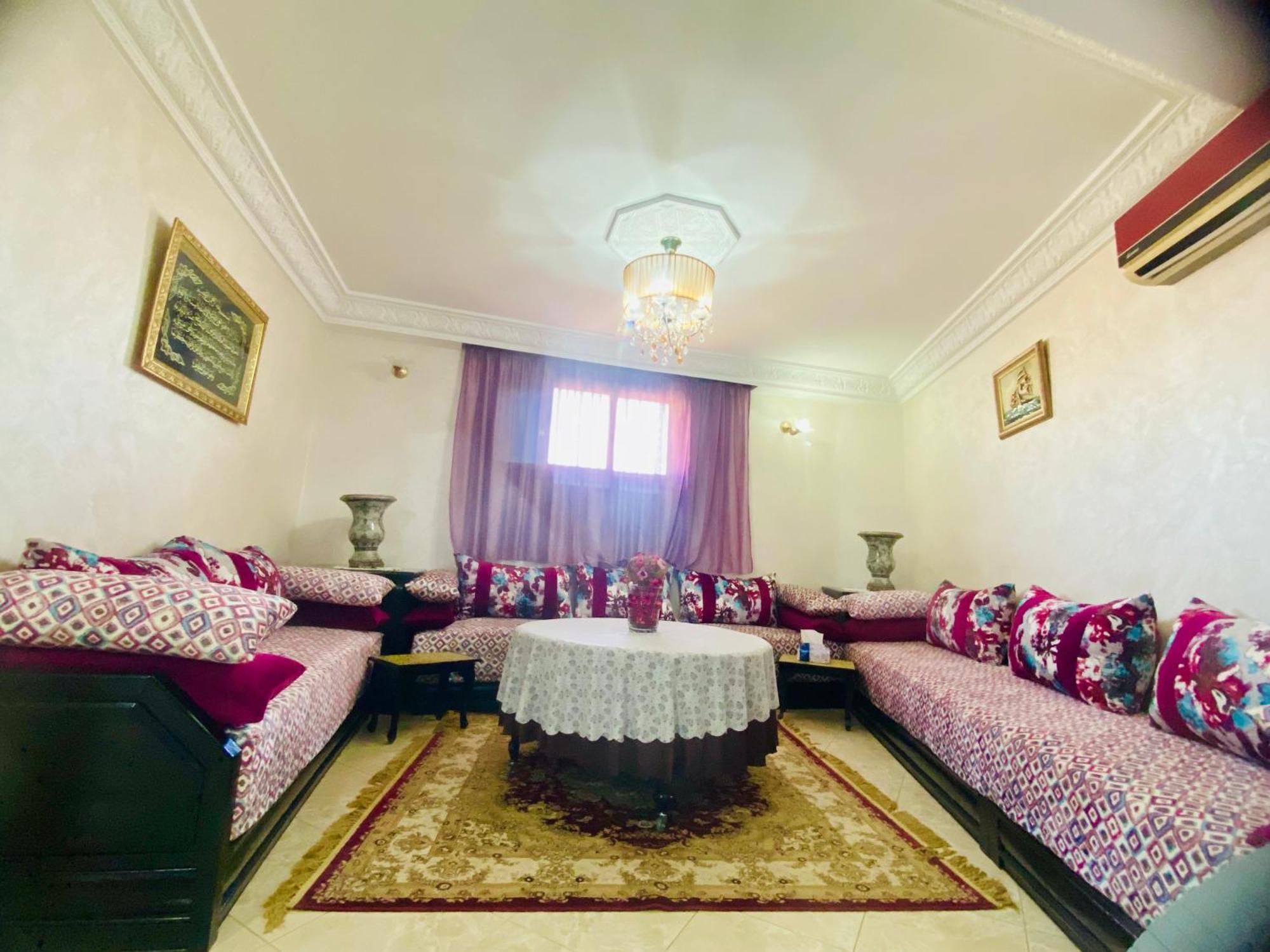 Charment Au Centre Ville, Internet Fibre, Canal Plus, Chaines Internationales Apartment Agadir