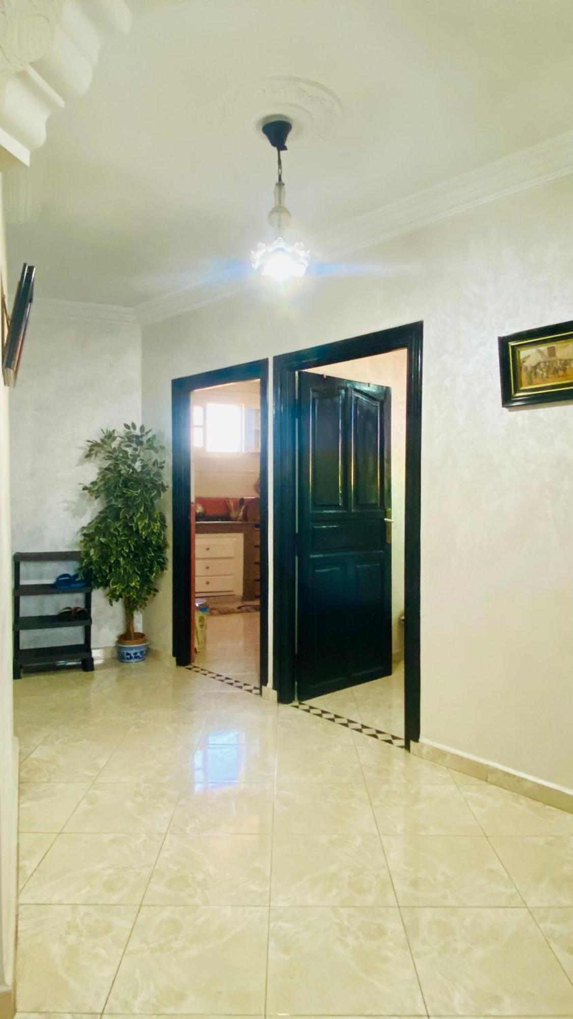 Apartment Charment Au Centre Ville, Internet Fibre, Canal Plus, Chaines Internationales Agadir